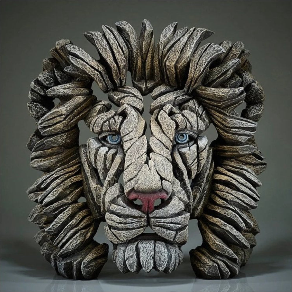 Lion Bust (White)