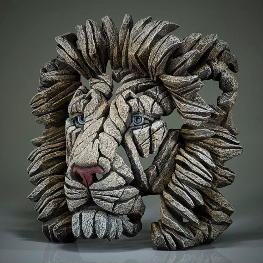 Lion Bust (White)