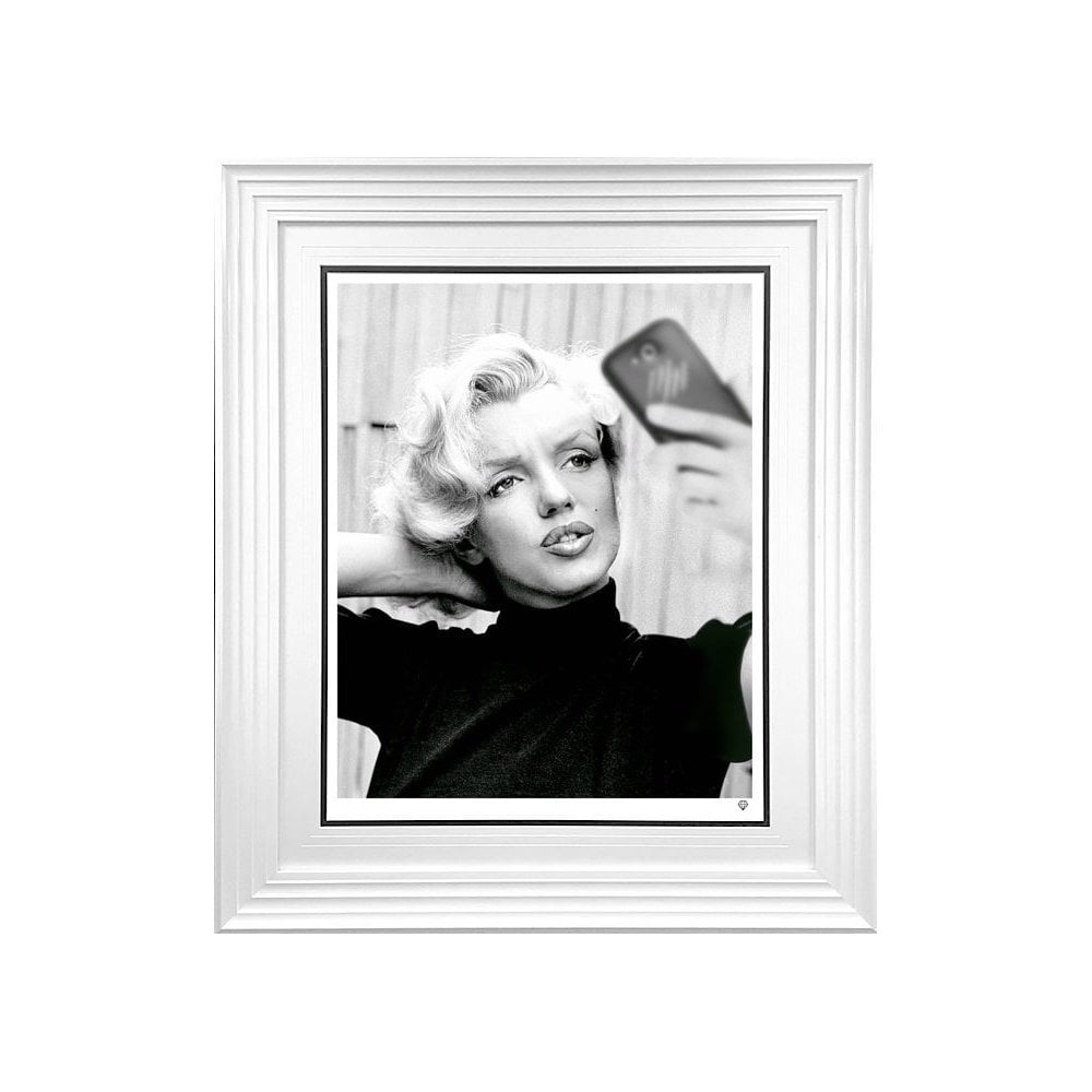 Monroe Selfie