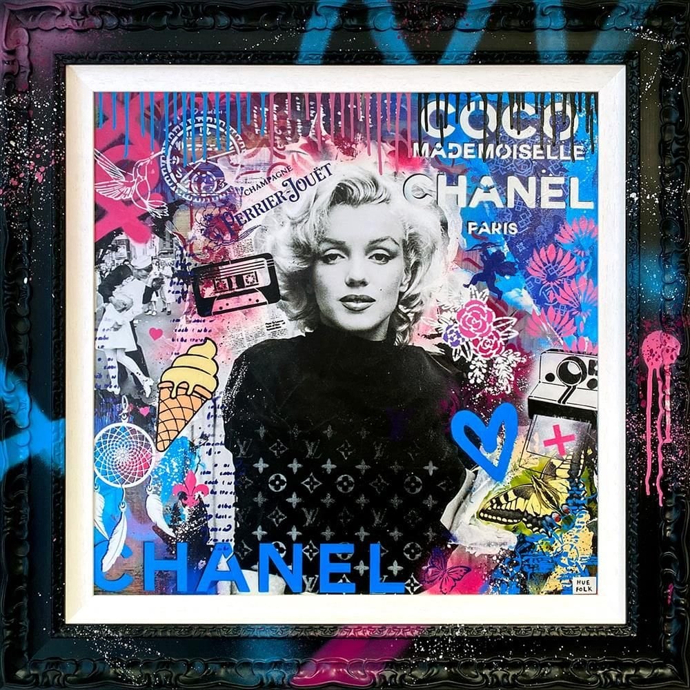 Blonde Bomshell