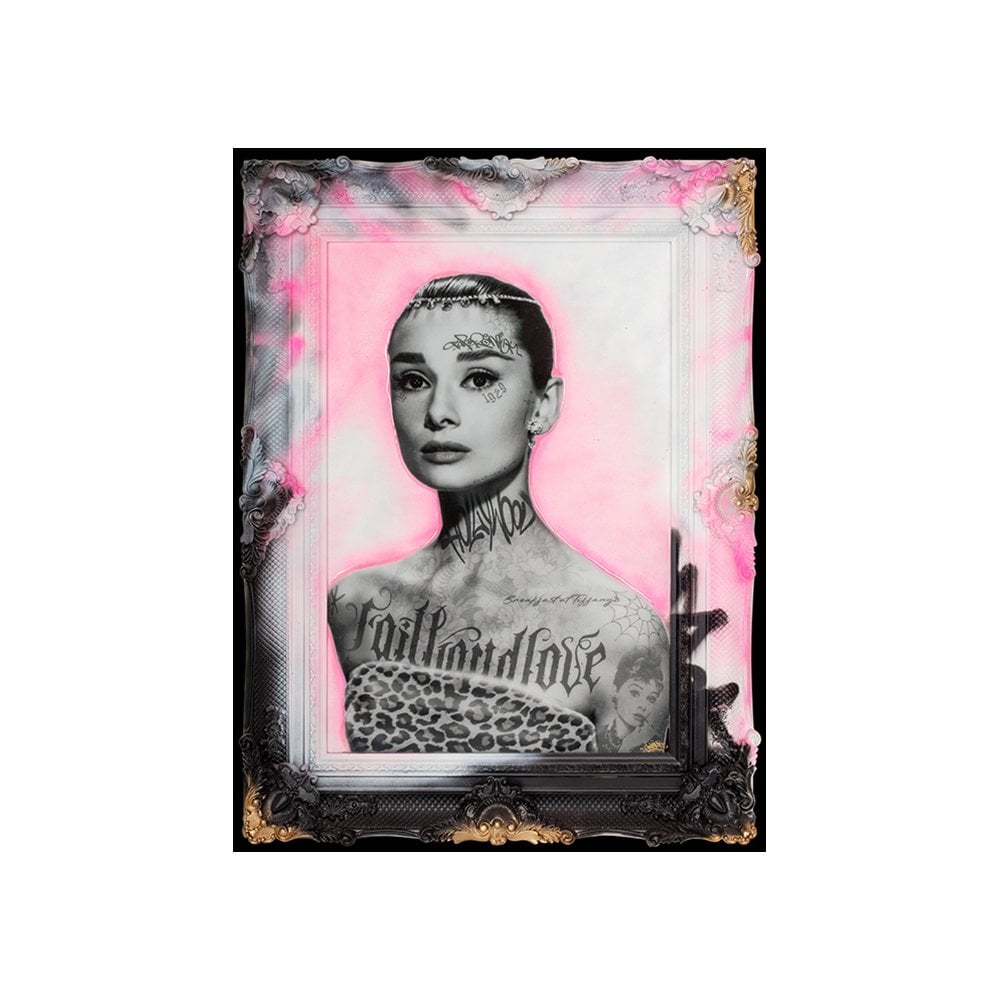 Beauty & Grace (Hepburn/Pink & White)