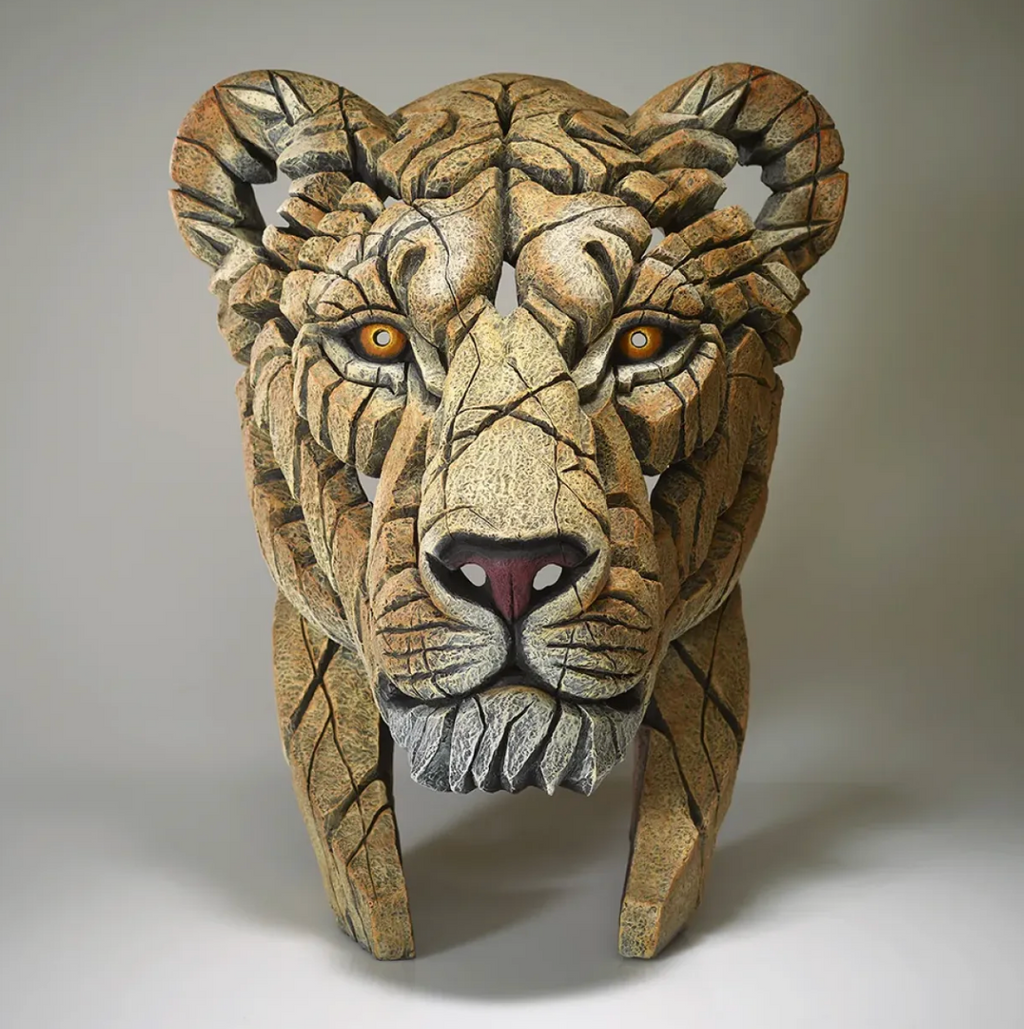 Yuna Lioness Bust