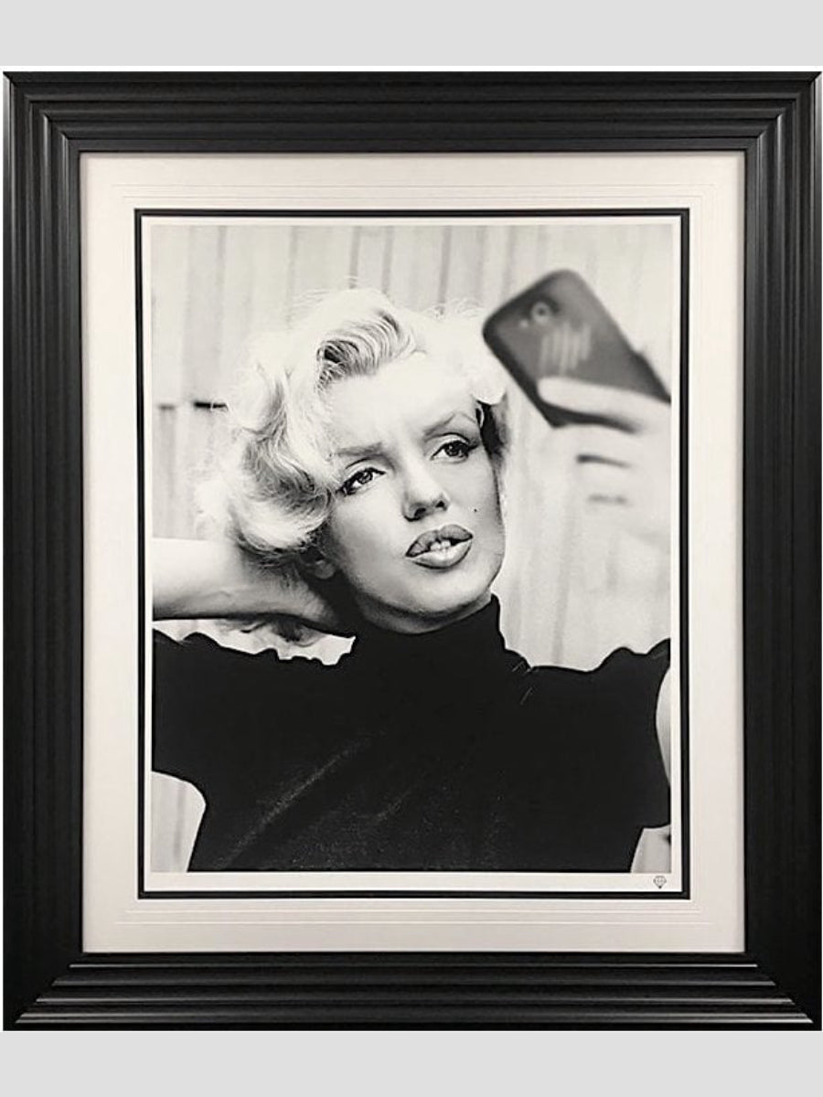 Monroe Selfie